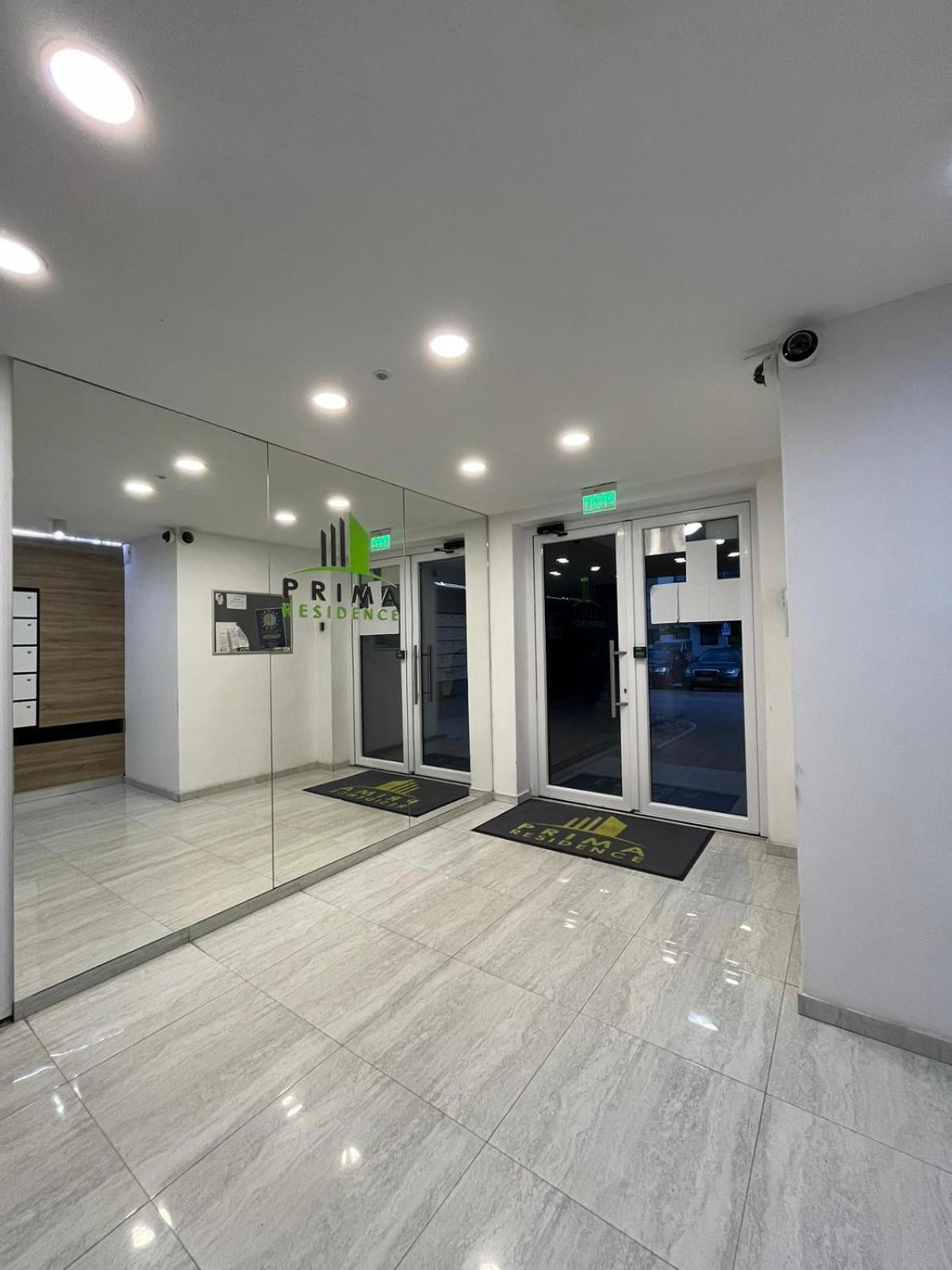 Universitatii Rooms 拉迪亚 外观 照片
